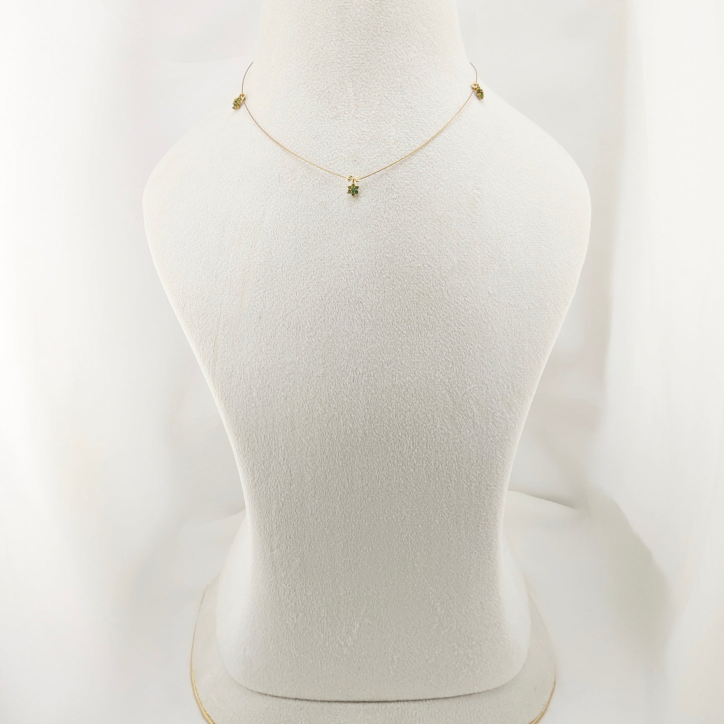 Green flower pendant invisible chain