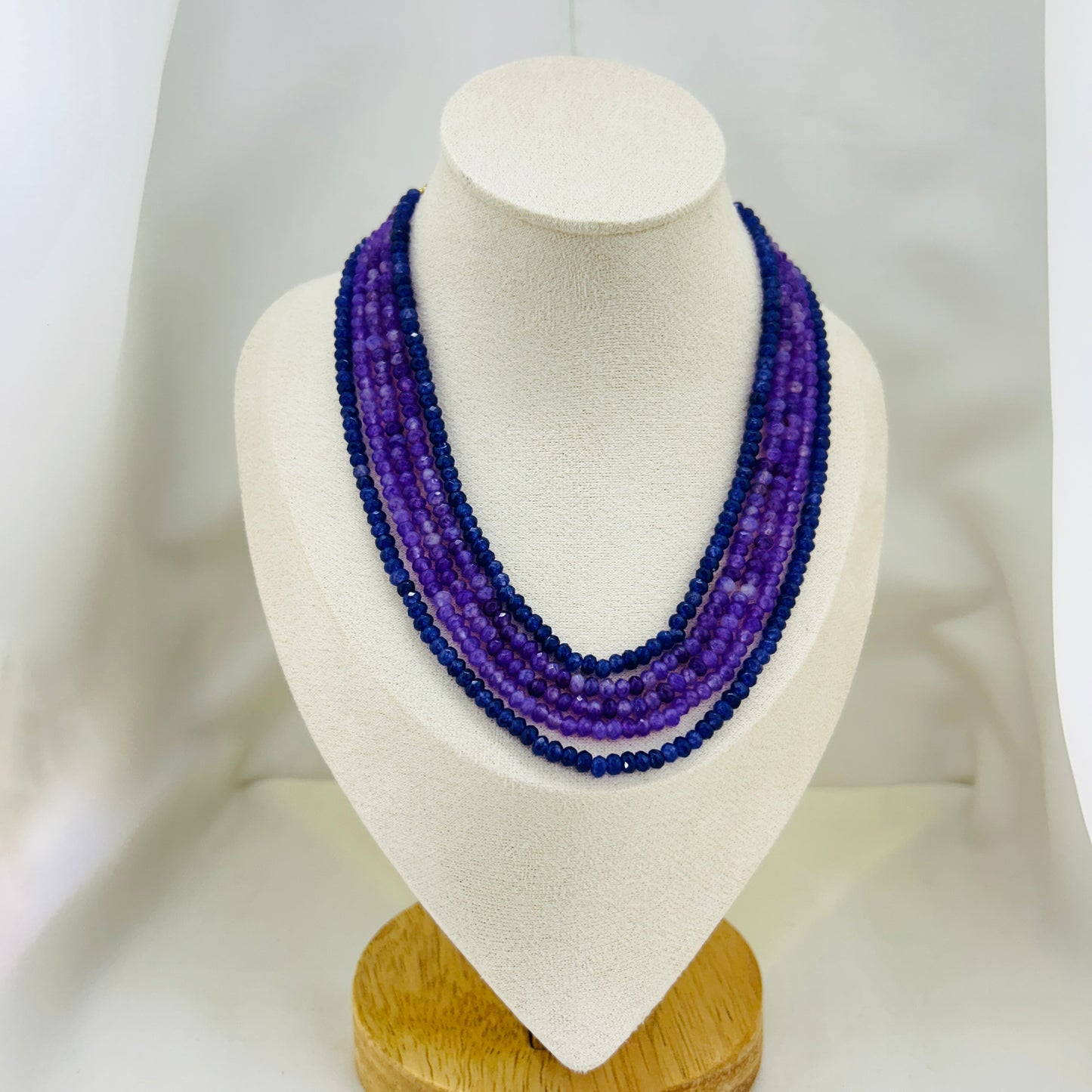 FIVE LAYER ONYX SHORT NECKLACE – DUAL TONE HEIRLOOM STYLE