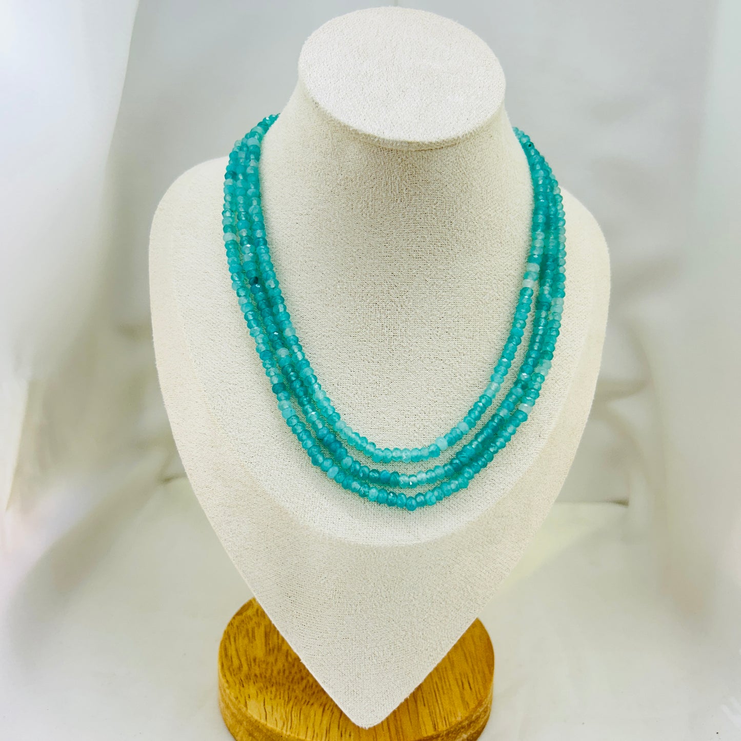 THREE LAYER SKY BLUE ONYX SHORT NECKLACE – MINIMAL HEIRLOOM STYLE