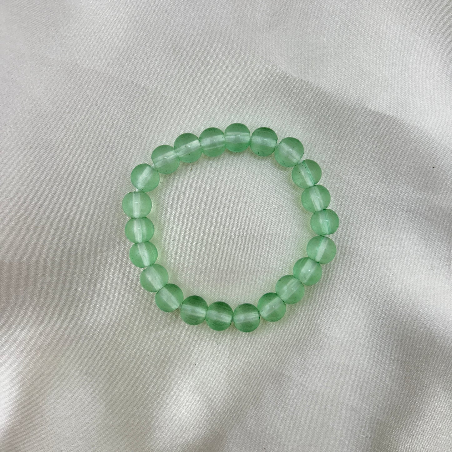 Round and smooth sea green crystal bracelet