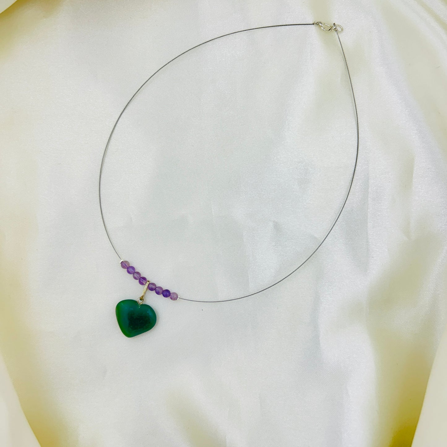 Floating Green Aventurine Heart Necklace | Invisible Chain Gemstone Neckpiece