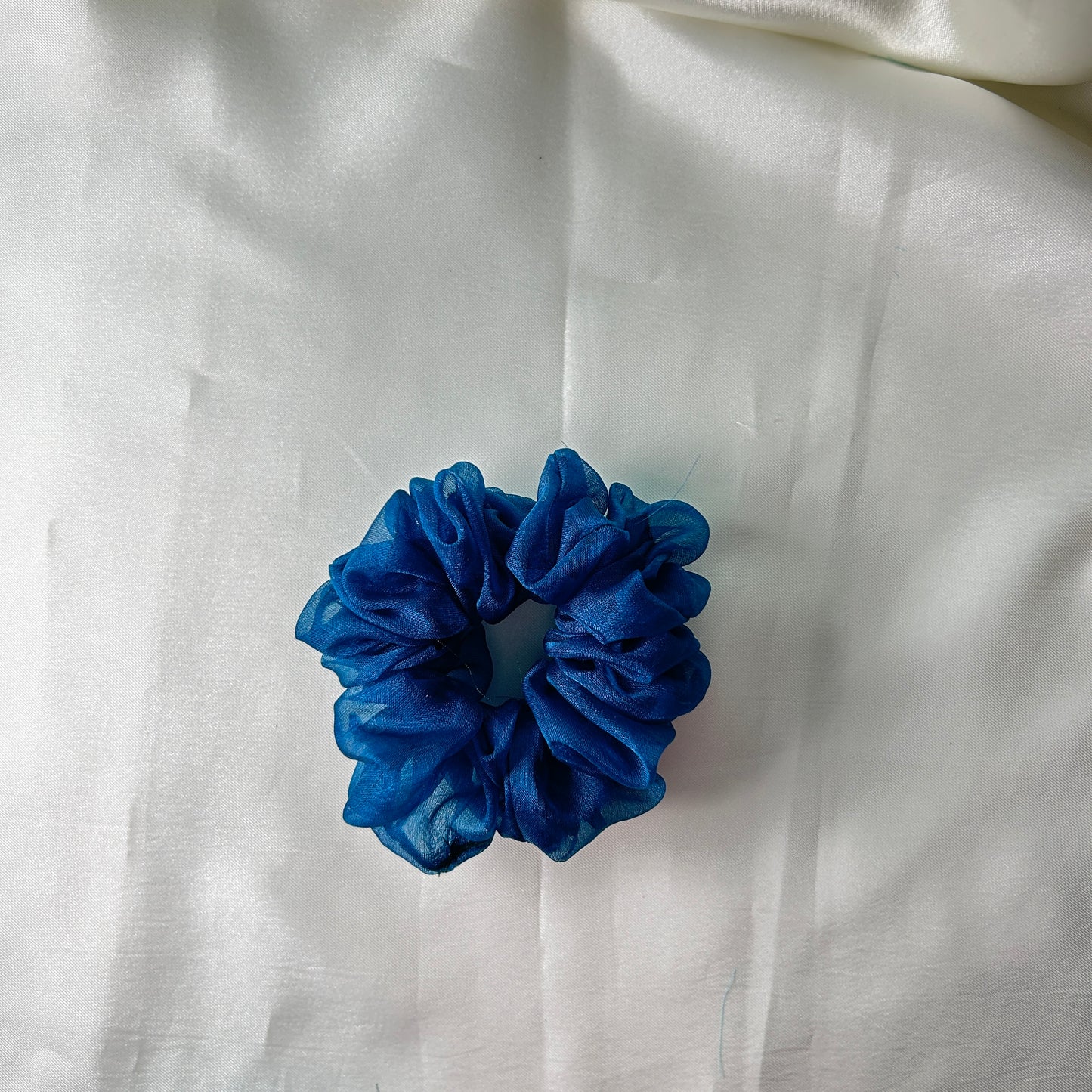 Plain organza scrunchie