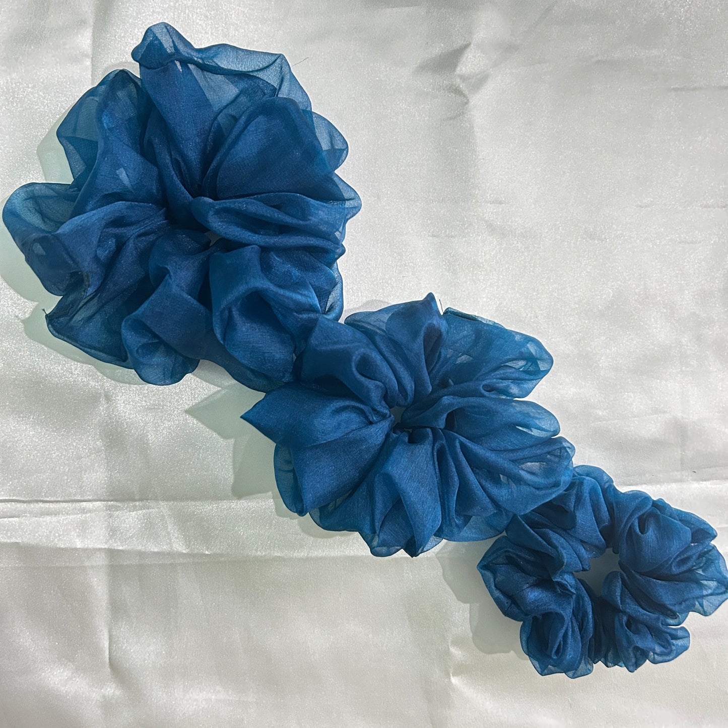 Plain organza scrunchie