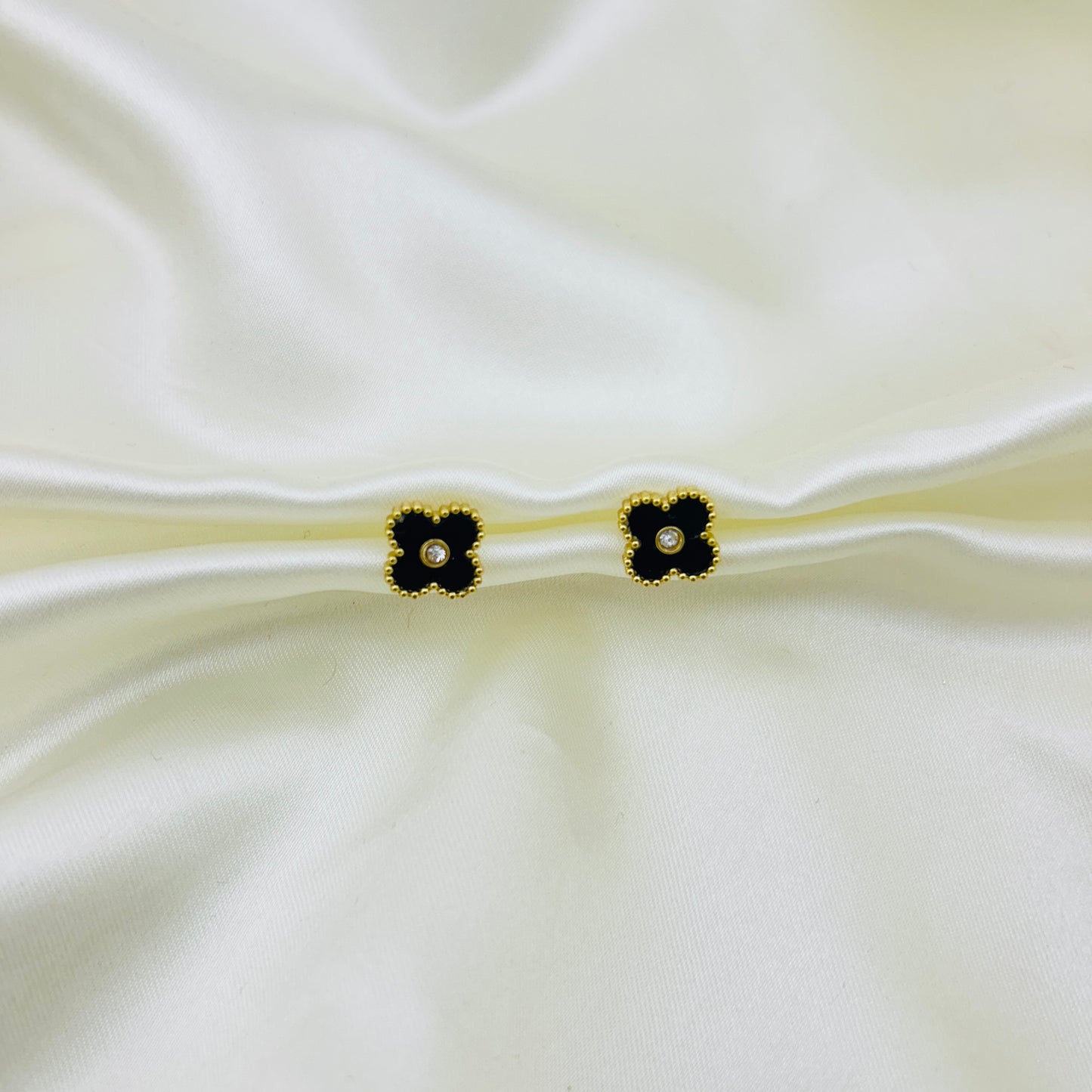 Black enamel clover pendant - necklace and earring set