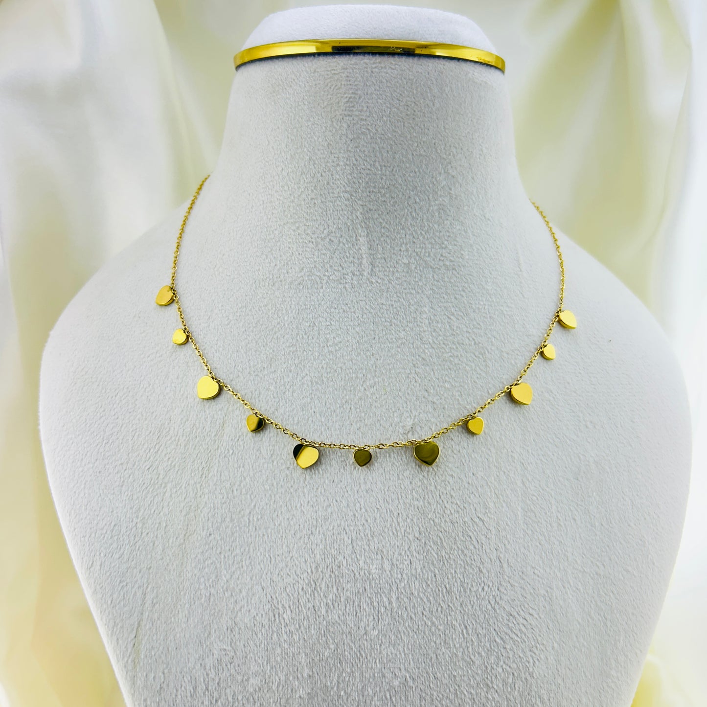Multiple heart pendants around thin chain - Demifine necklace