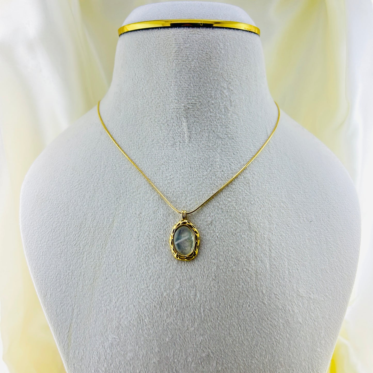 Golden oval shell enamel pendant demifine necklace