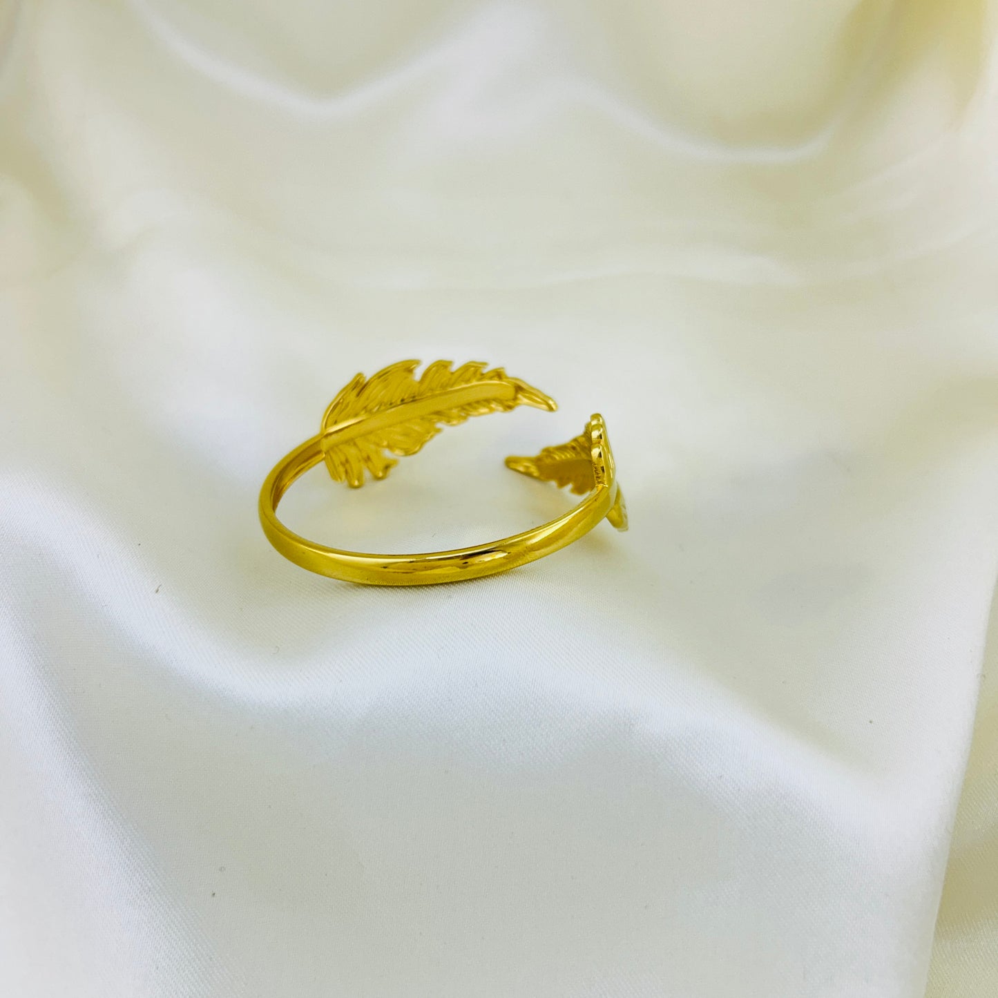 Nature inspired leaf cuff bracelet - Adjustable kada