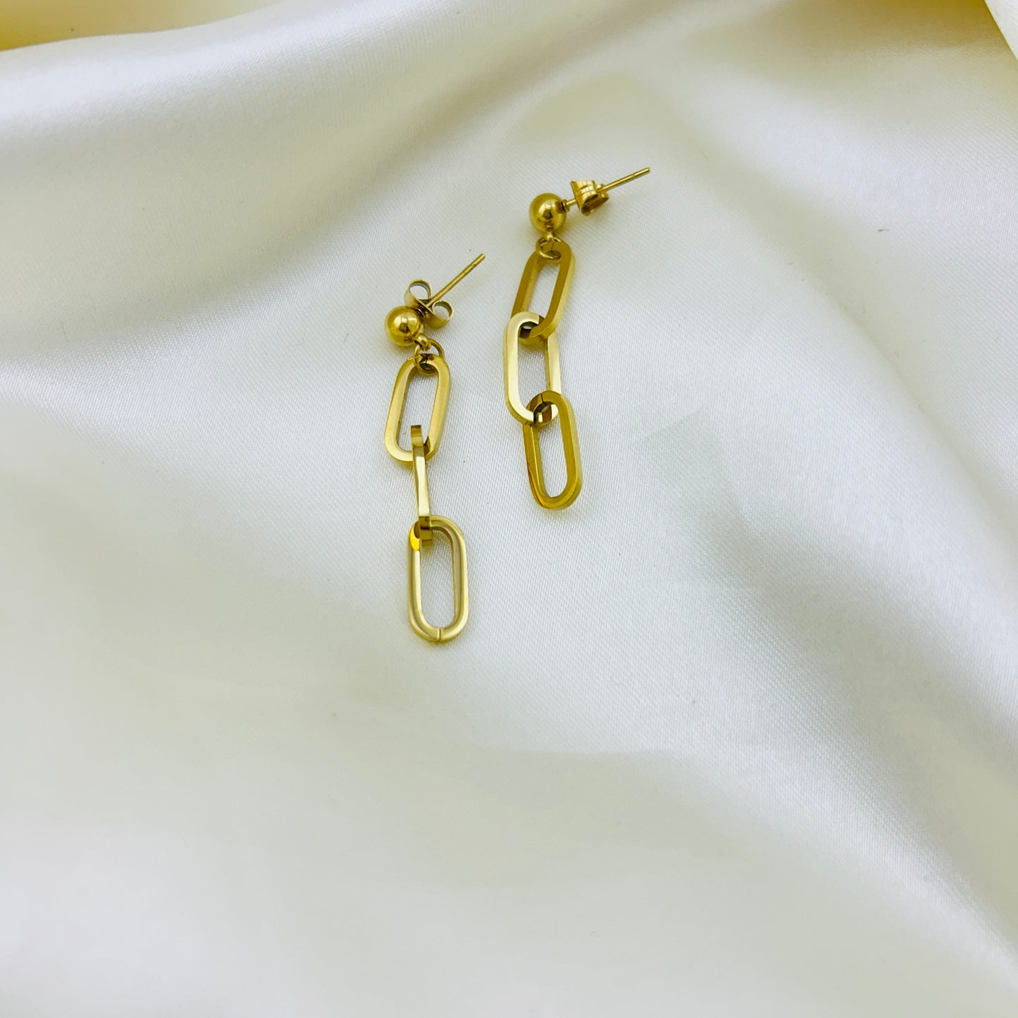 Trendy dangles - Link chain hoops - earrings