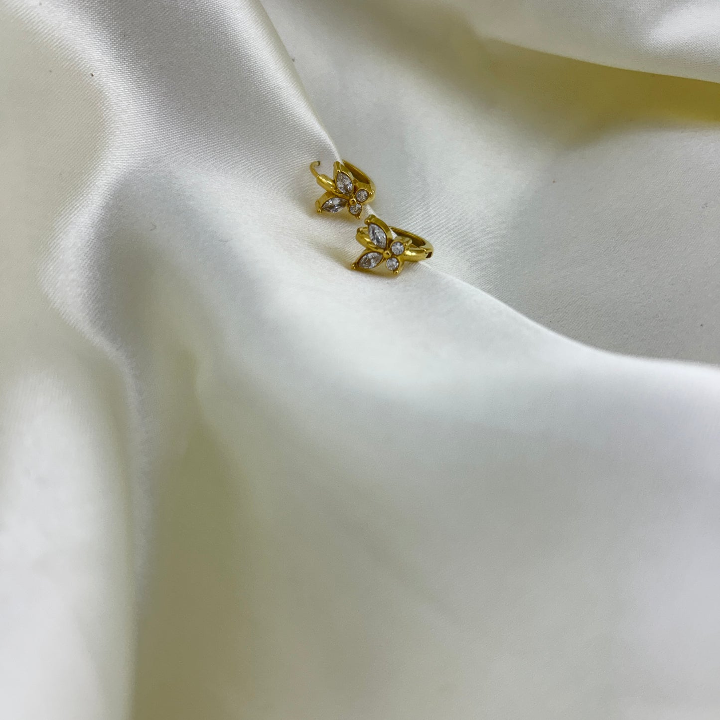 Beautiful butterfly stud like rings - hoop earrings