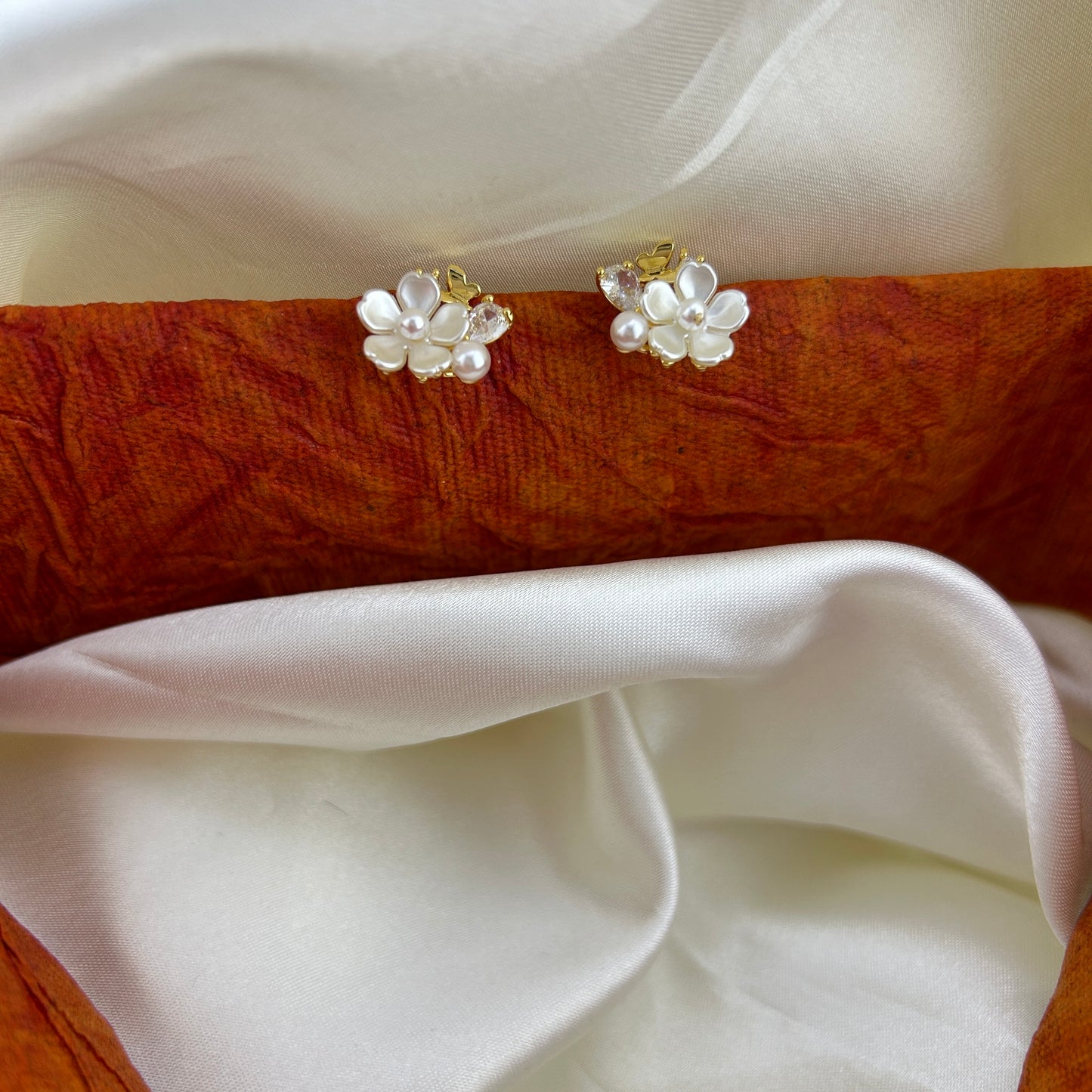 Nature inspired beautiful flower and butterfly studs - earrings