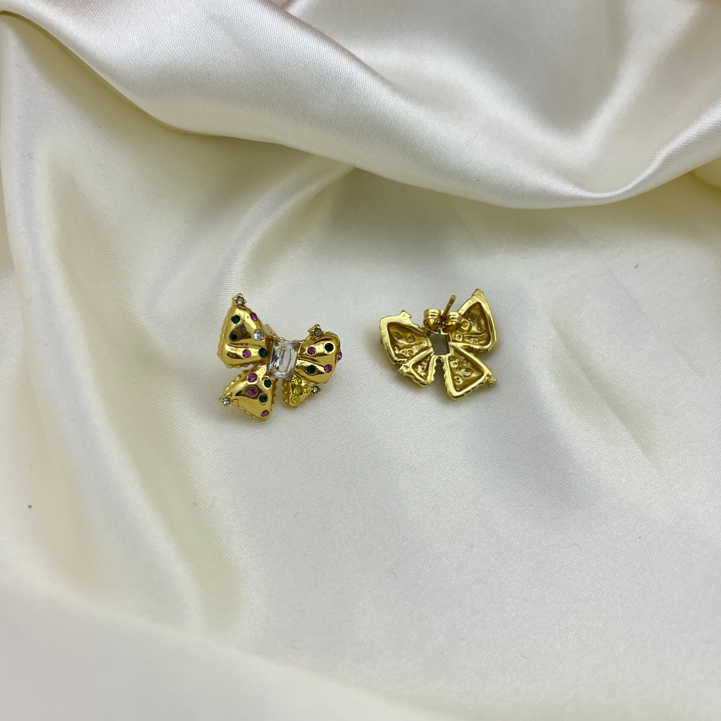Trendy stone bow studs - earrings