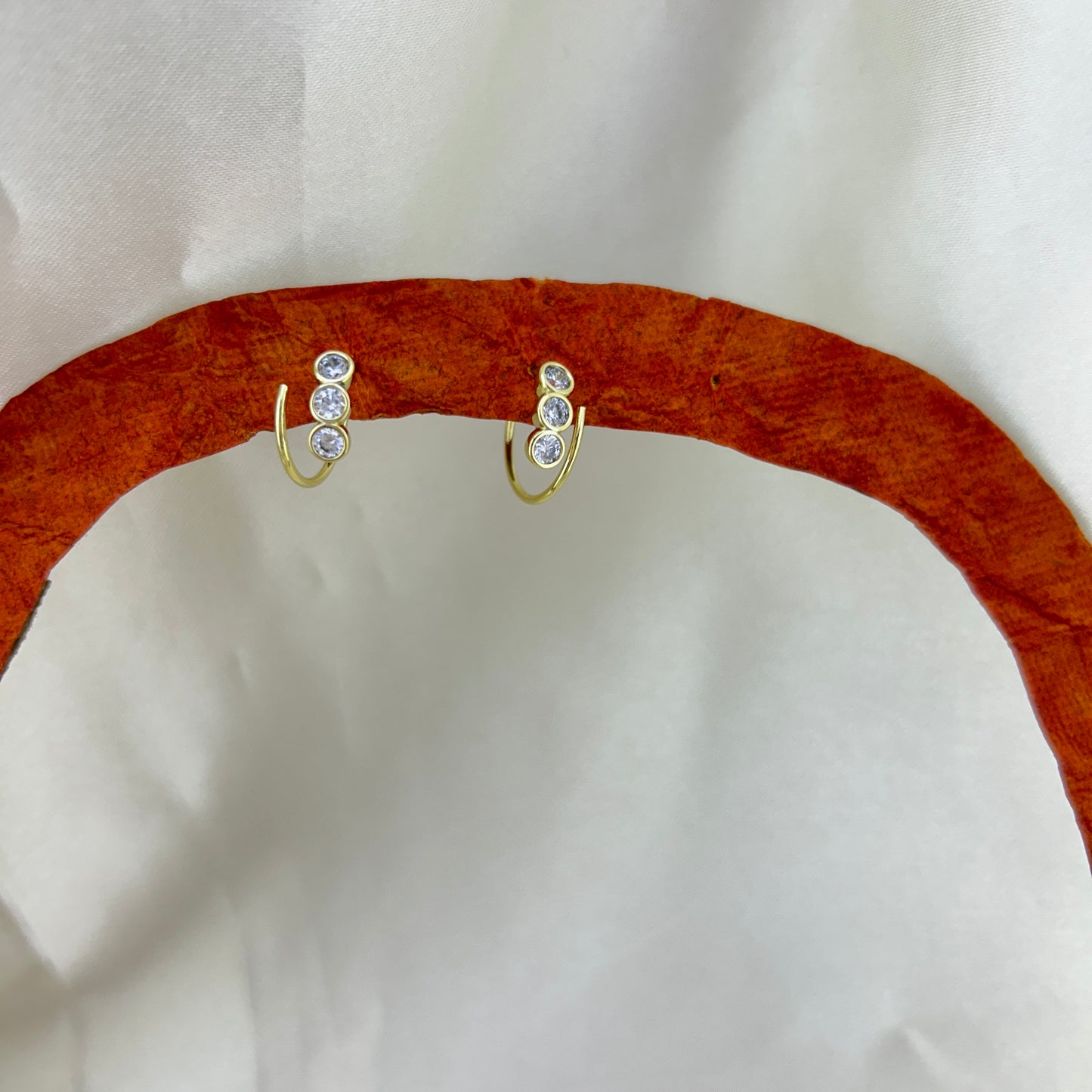 Zirconia adjustable rings - hoop earrings