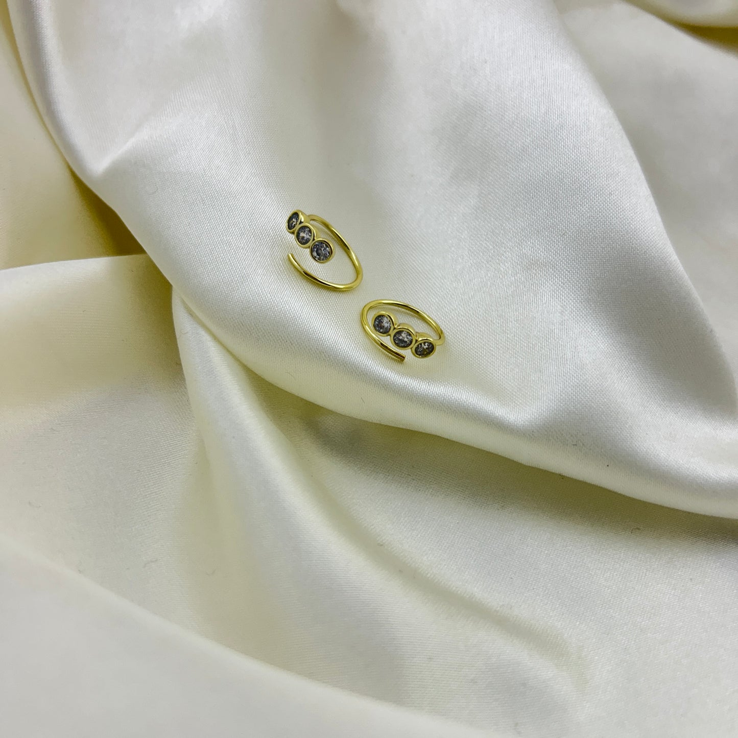 Zirconia adjustable rings - hoop earrings
