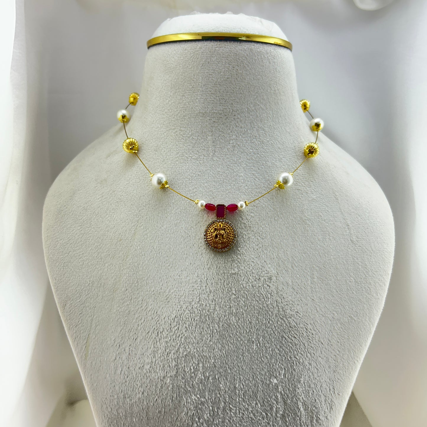 Pearl and gold beads - Lakshmi pendant invisible chain