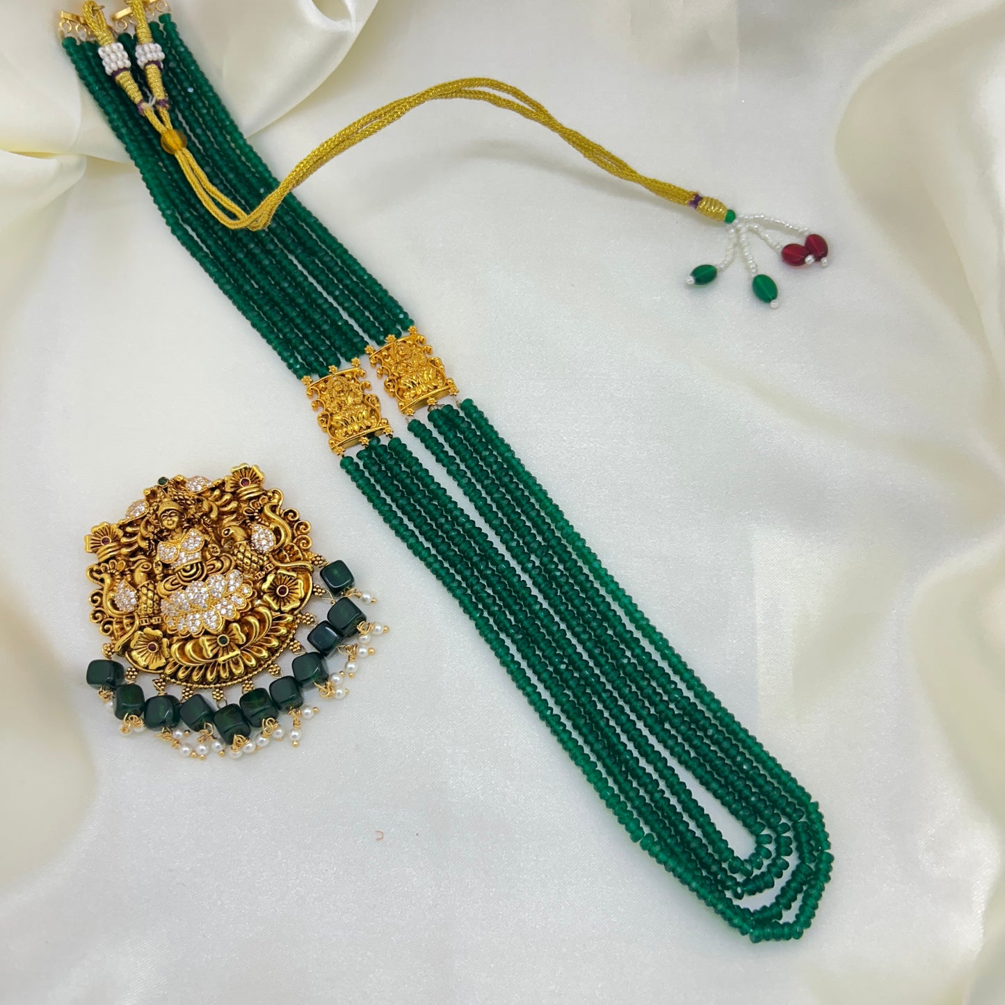 Long necklace with green semiprecious beads and Lakshmi pendants - 2