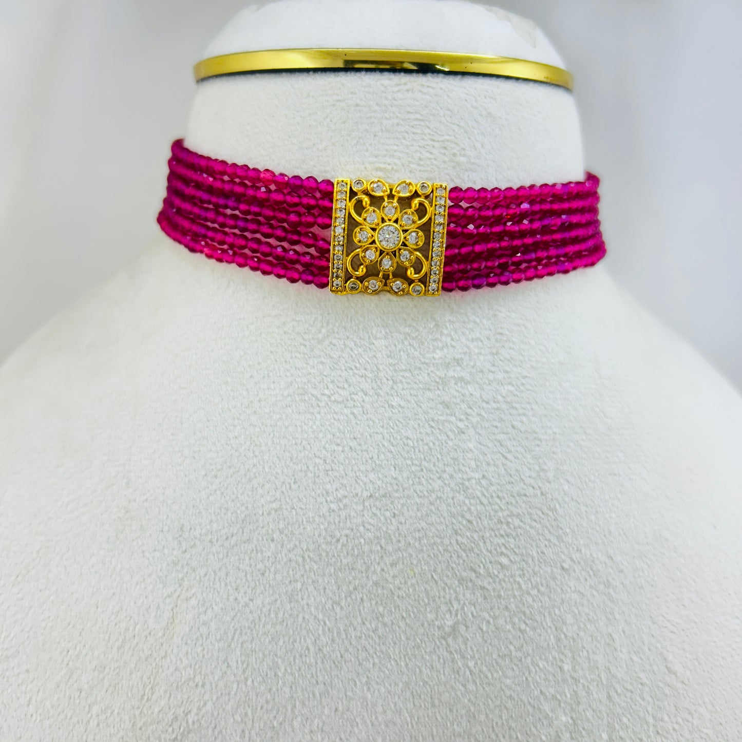 Pink Beaded Choker – Victorian-Style White Stone Pendant