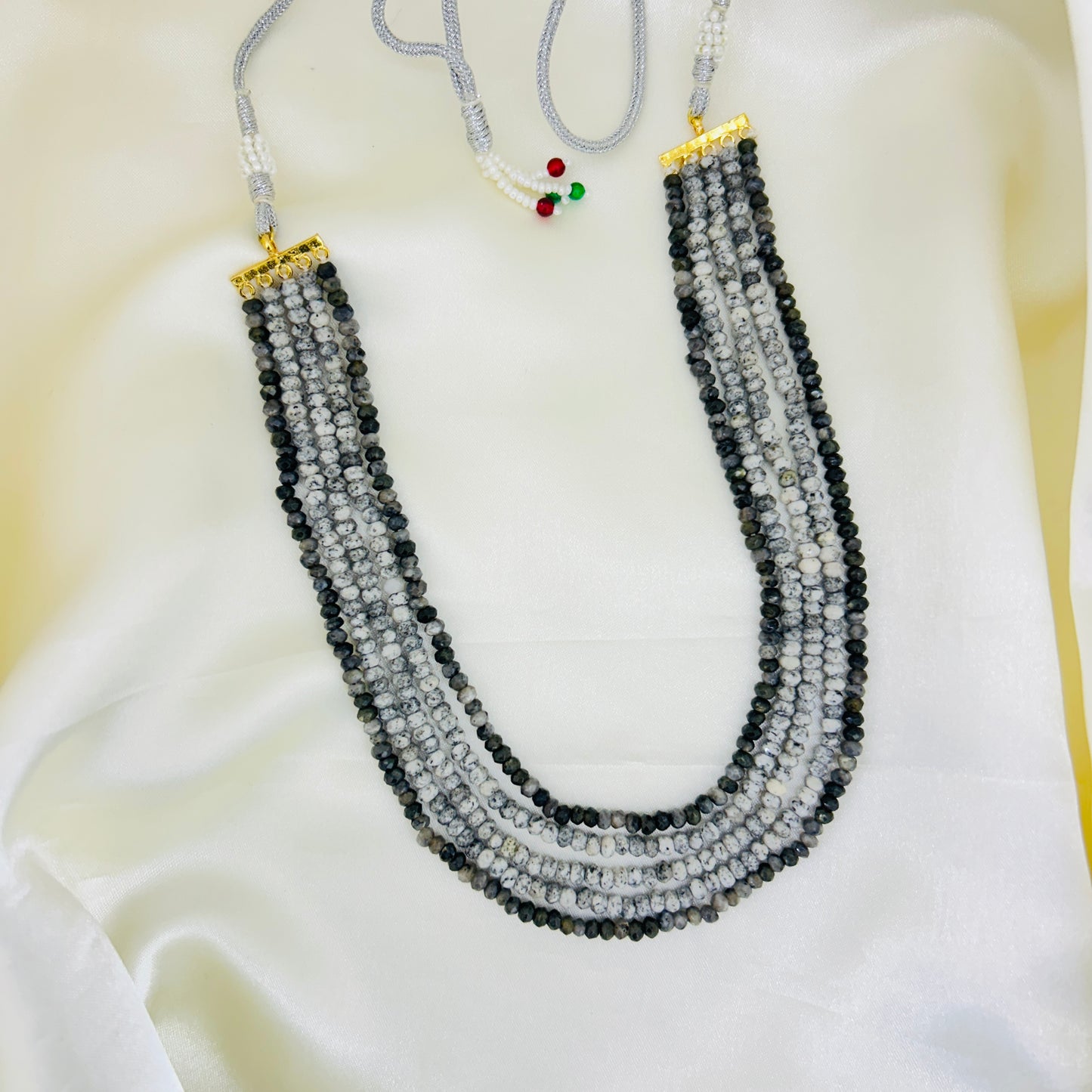 FIVE LAYER ONYX SHORT NECKLACE – DUAL TONE HEIRLOOM STYLE