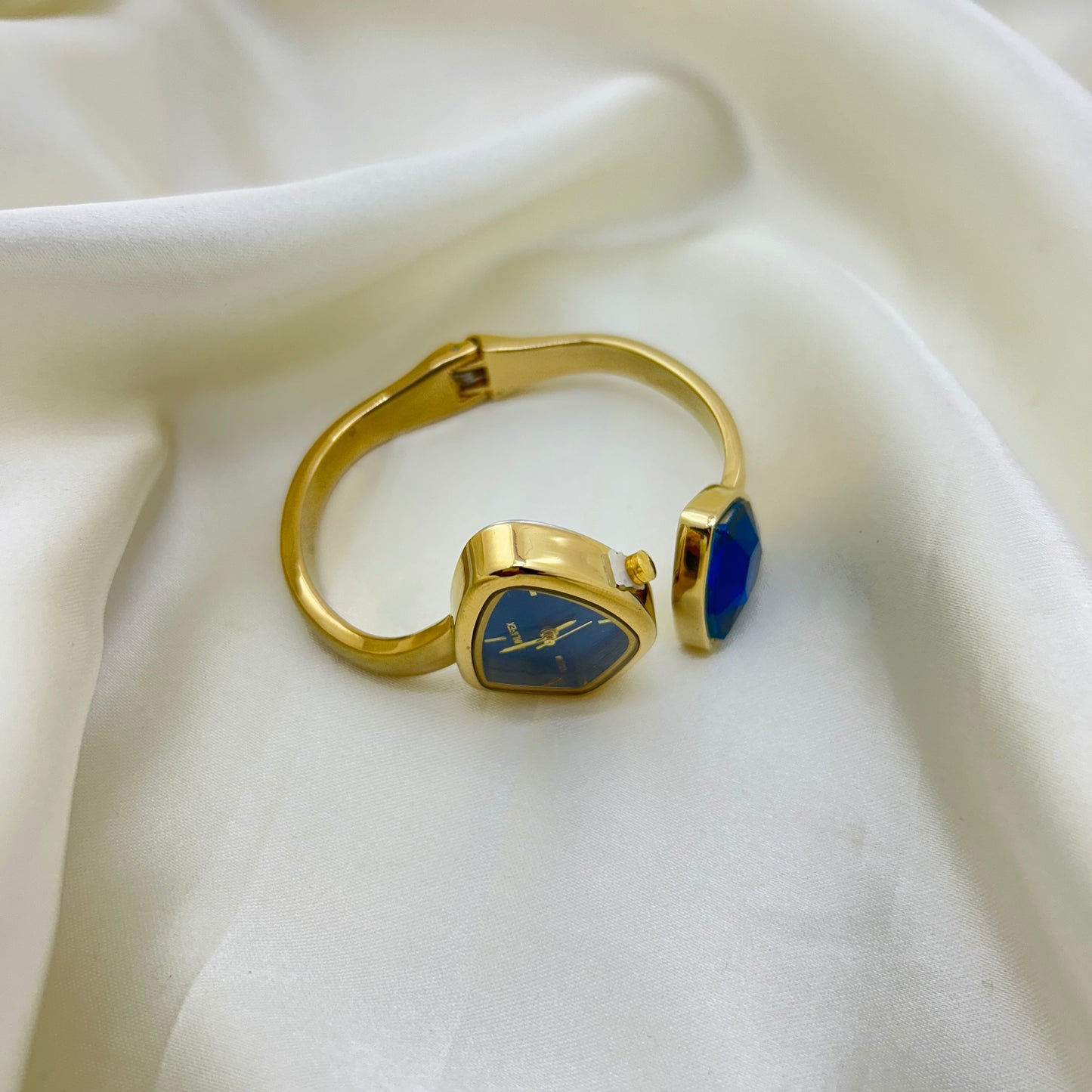 Midnight Sapphire Statement Clutch Watch