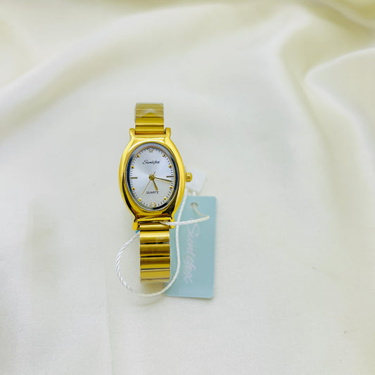 Classic White Oval dial watch
