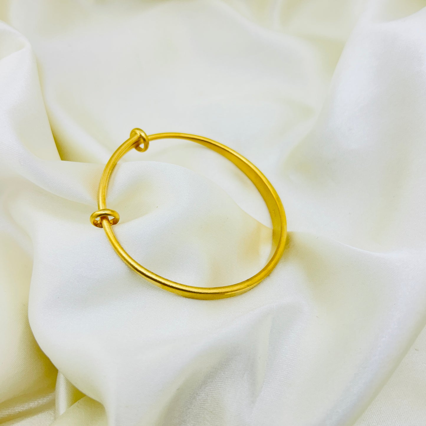 Pure Elegance Gold Kada