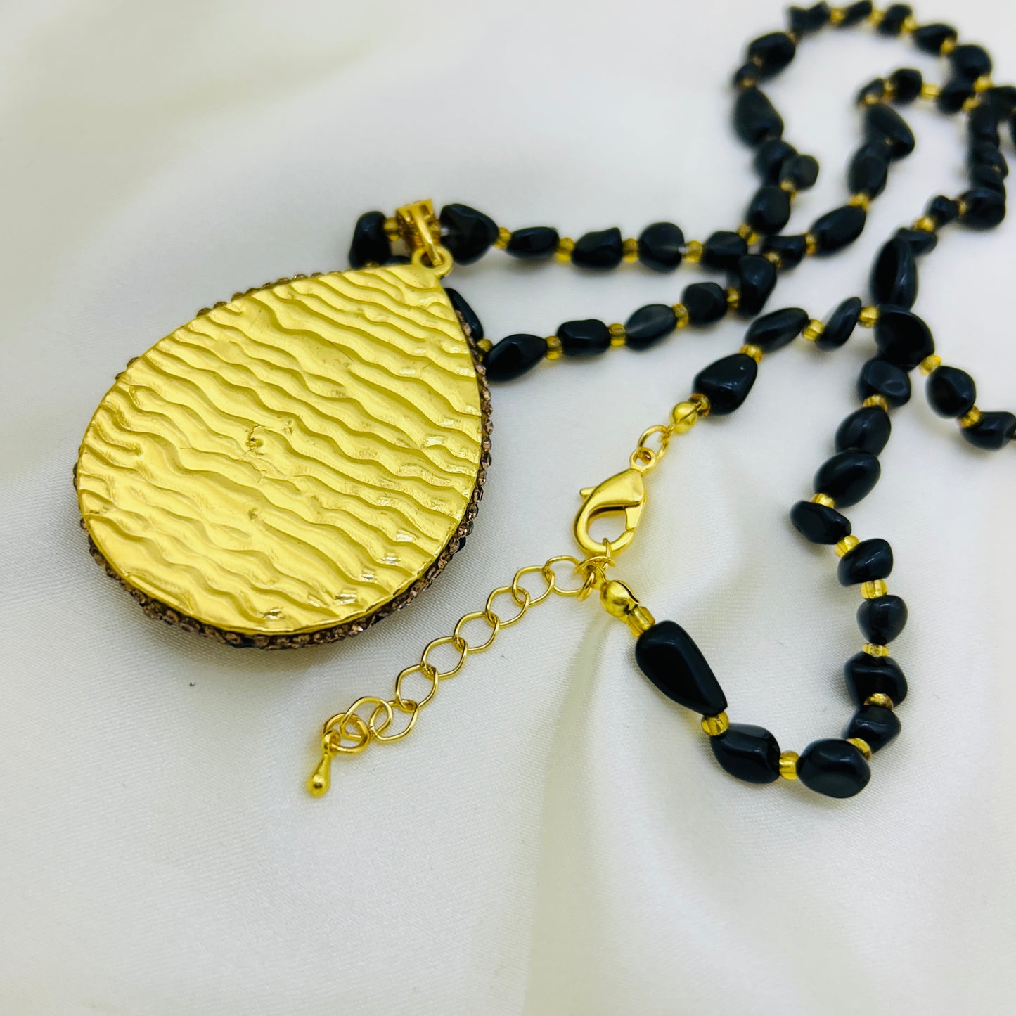 Timeless Black Haara