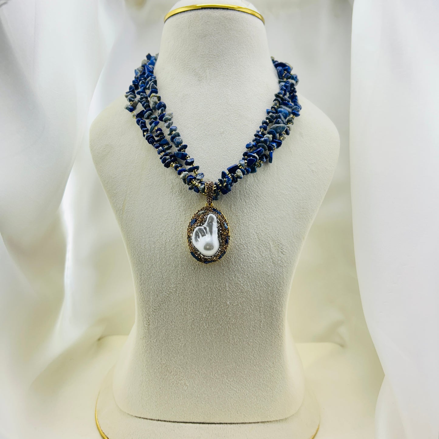 Lapis and Pearl Tone Haara