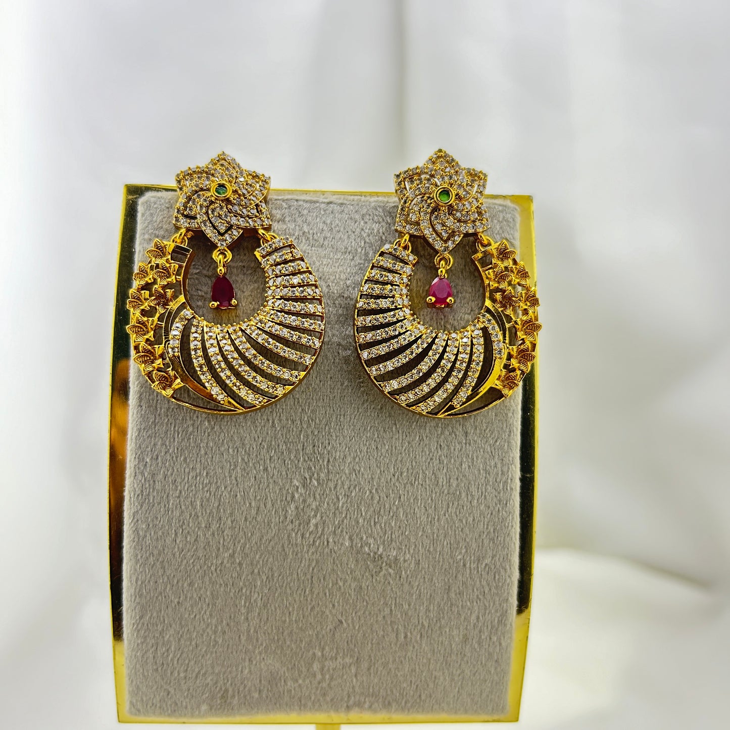 AD stone antique chandelier earrings