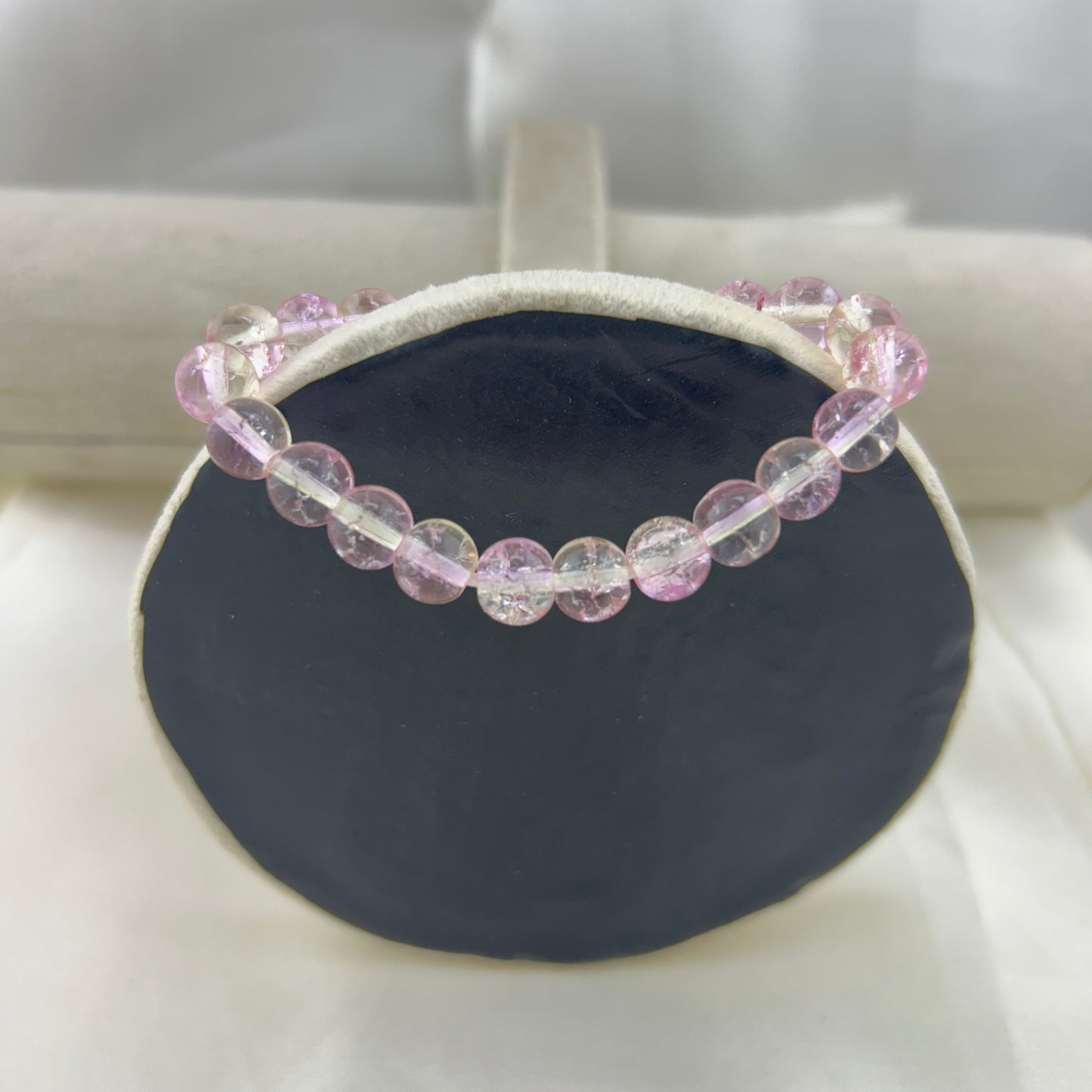 CRACKELED BEADED BRACELET