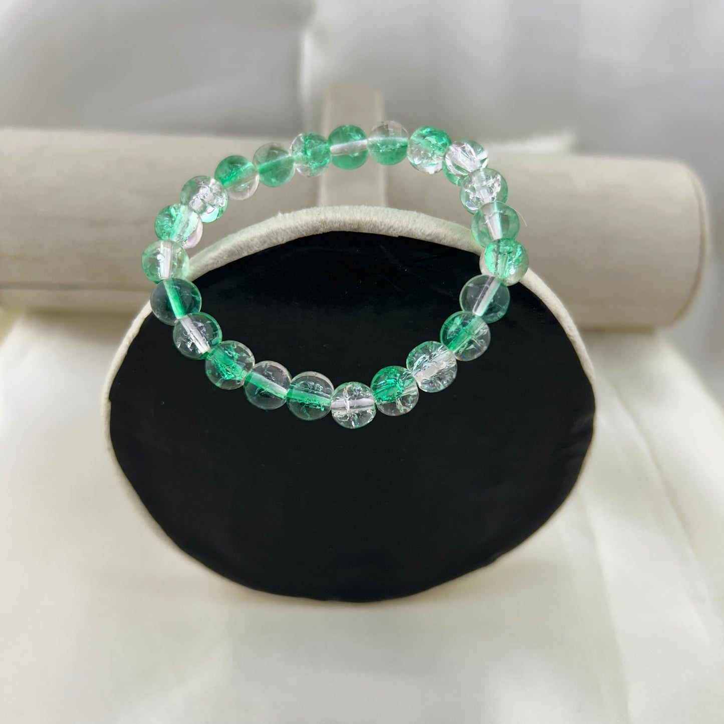 CRACKELED BEADED BRACELET