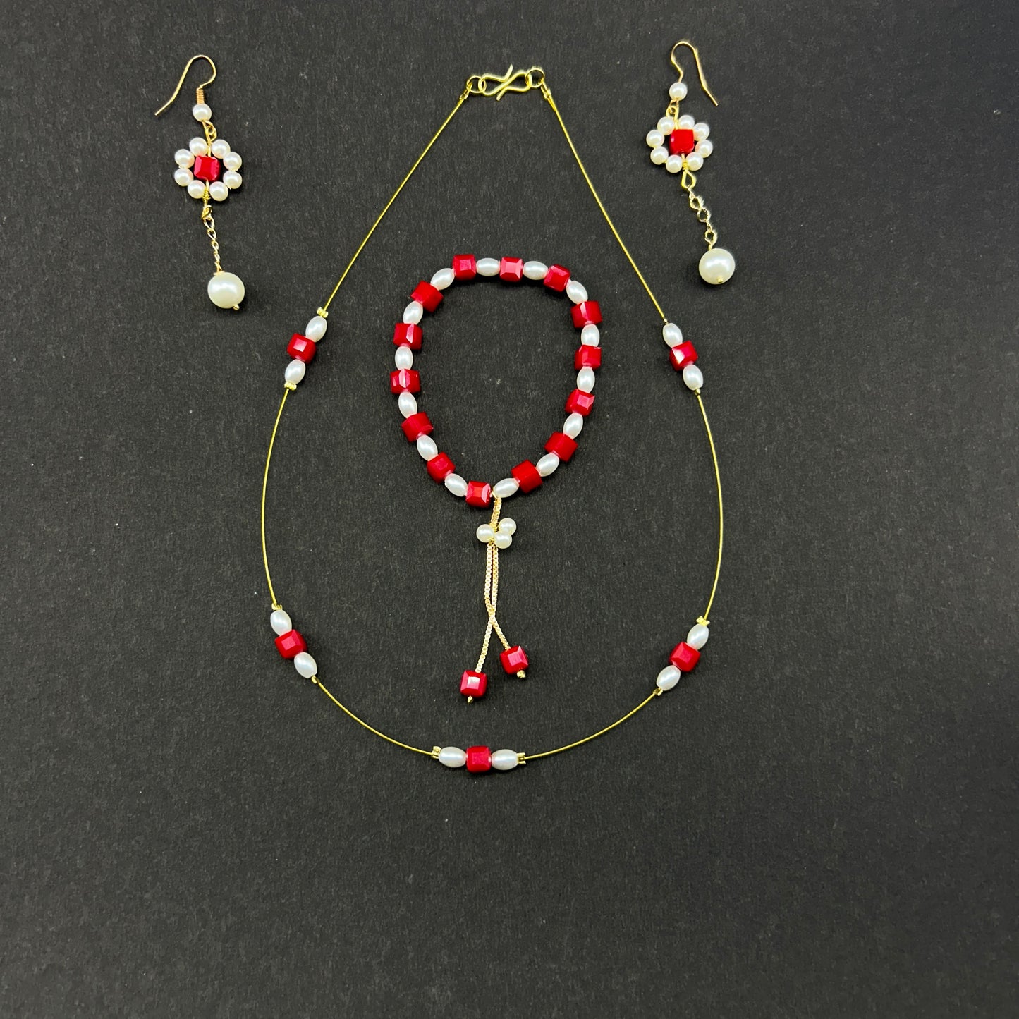 Pearl and red cuboid beads - invisible chain set with earrings and bracelet
