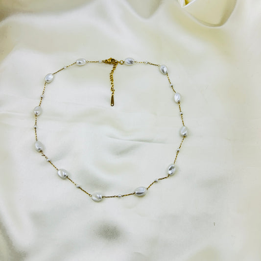 Pearl demifine necklace