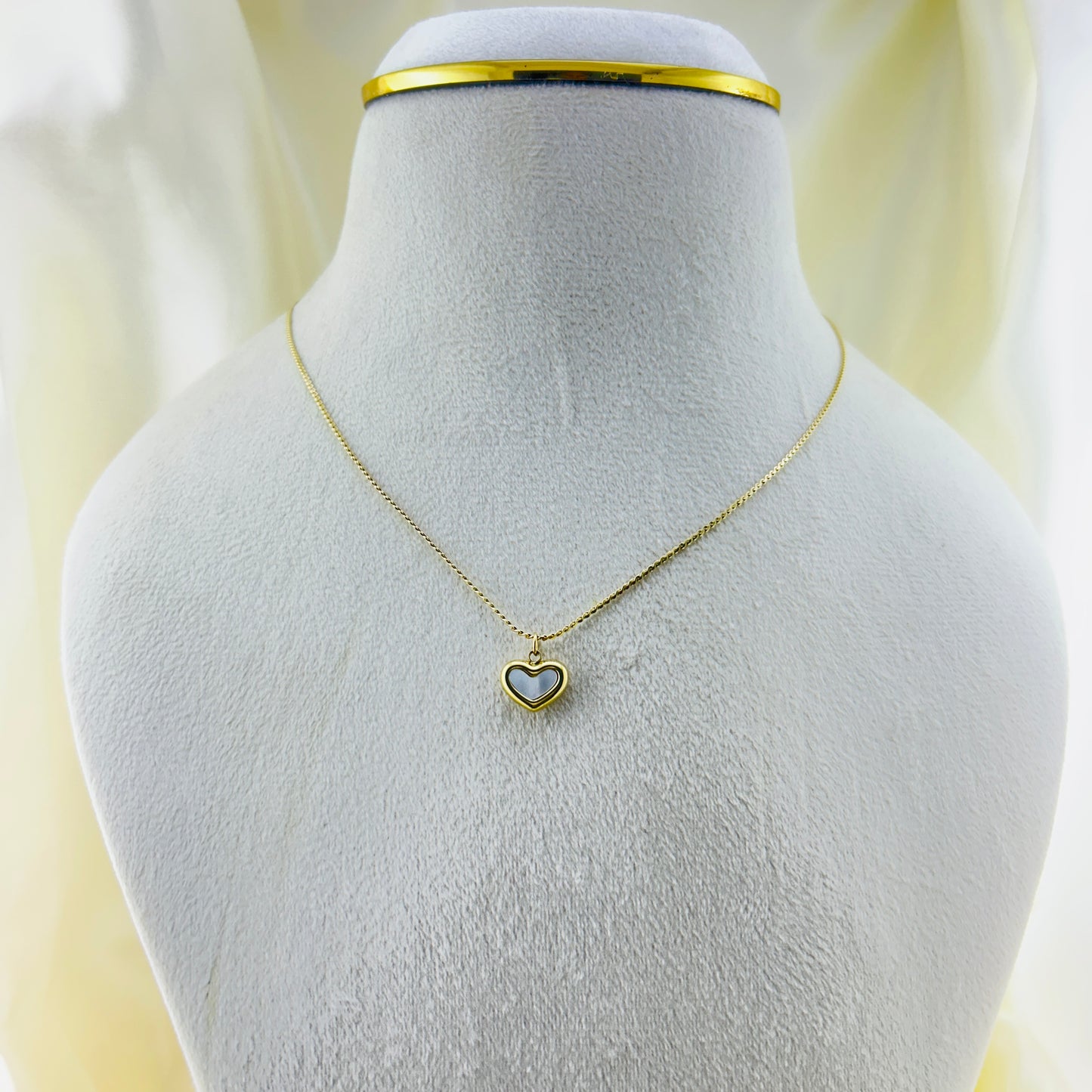 Tiny heart pendant in thin chain (two side use) - Demifine necklace