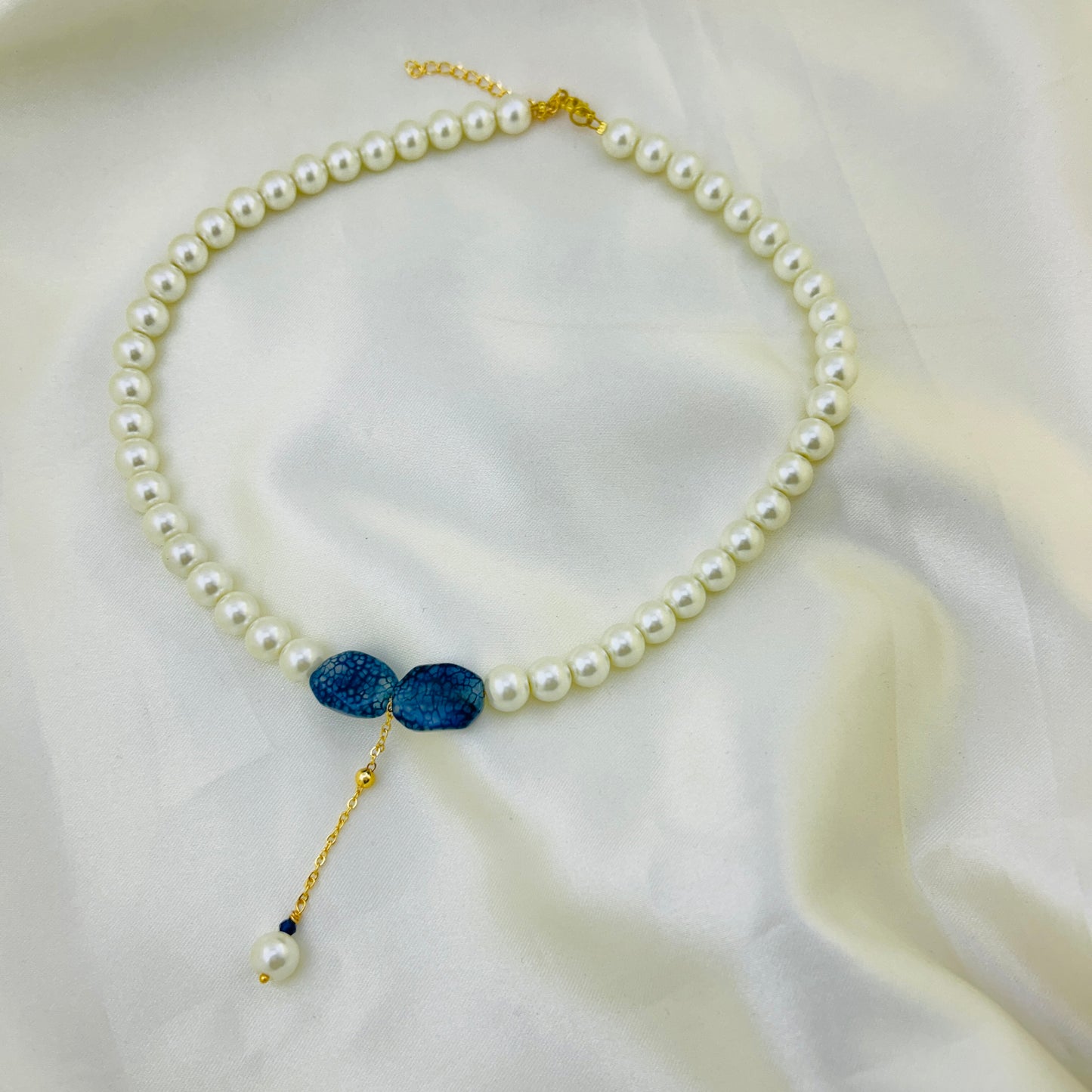 A unique pearl necklace