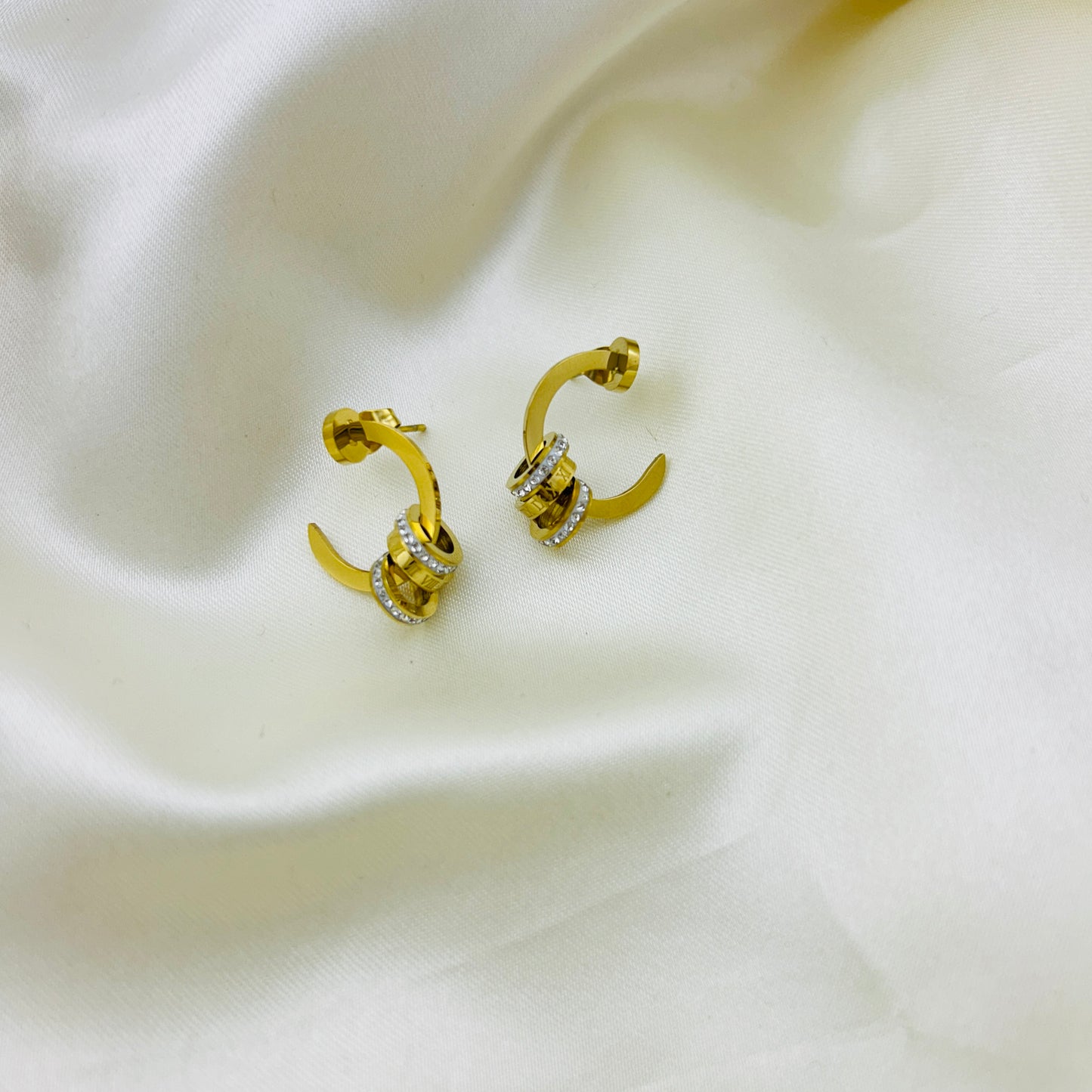 Ring style cuff studs with three tiny rings - hoop earrings