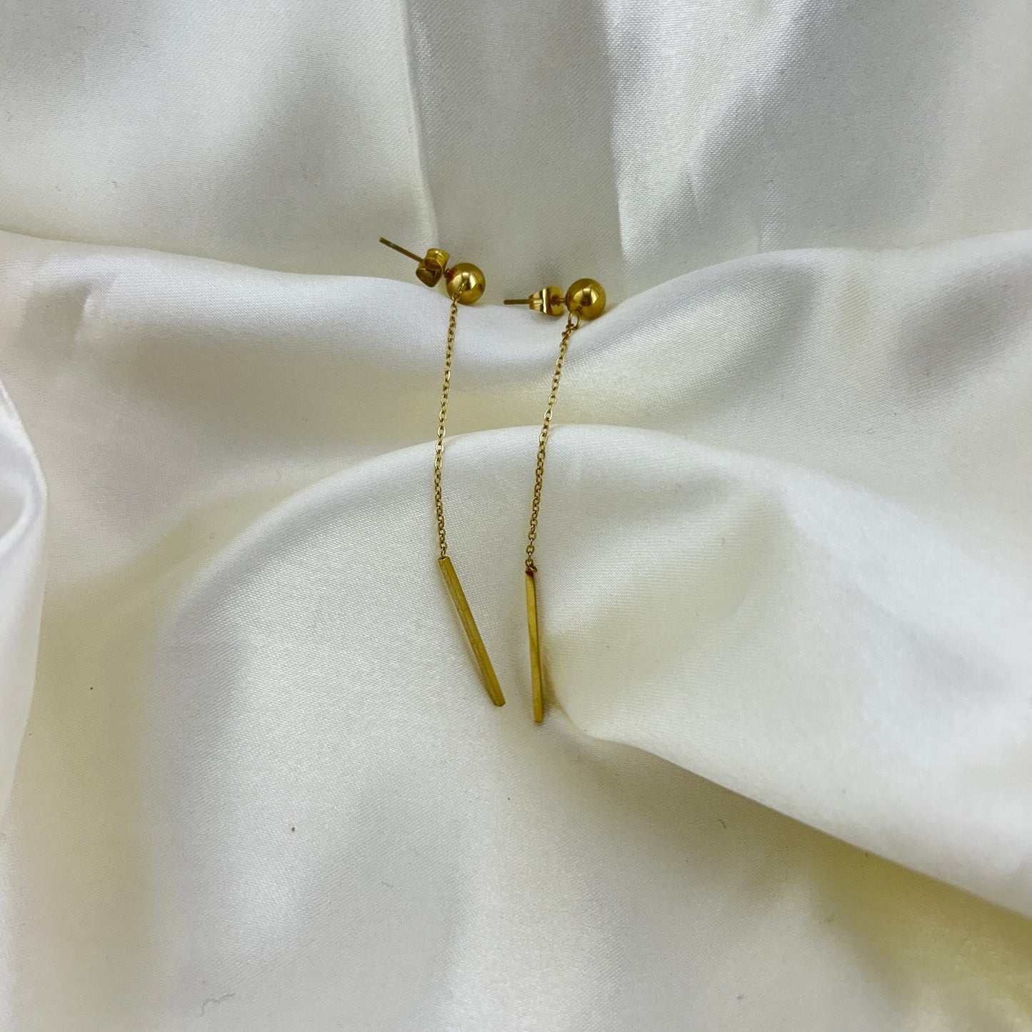 Trendy thin chain dangles - earrings