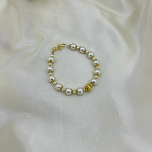 Pearl bracelet